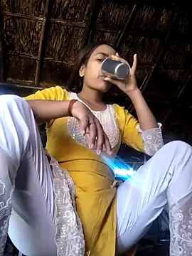 Snapshot of indiancute43 chatting on April 2026 02:16:02 AM indiancute43 online show from April 2026 02:16:02 AM