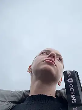 Snapshot of AlexisWhit chatting on November 2025 08:58:02 AM AlexisWhit online show from November 2025 08:58:02 AM