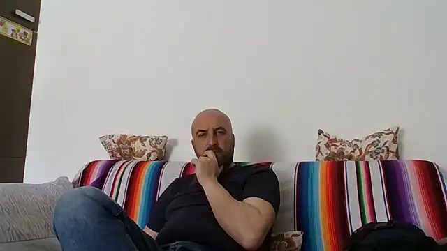 maxxxio12 online show from April 2026 11:03:02 AM