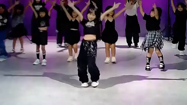 IndianSativa1 online show from December 2025 02:44:01 PM