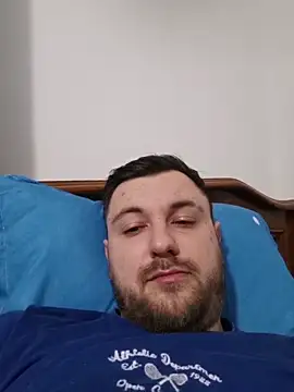 hugedickedd online show from February 2026 04:31:01 AM