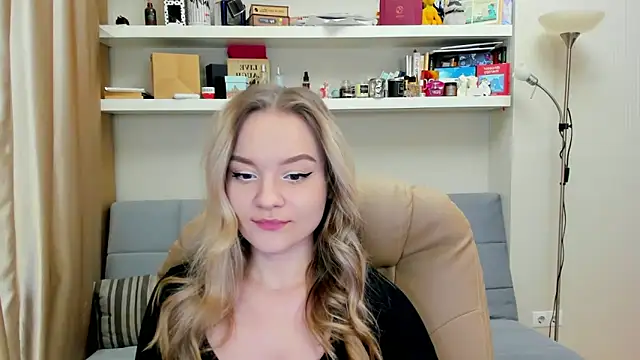 Kara Smith  online show from January 2025 10:26:01 PM