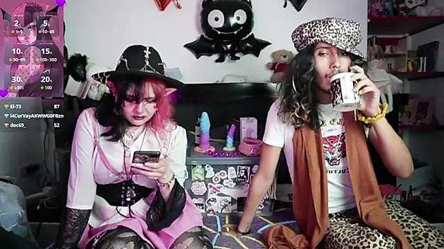Snapshot of Devil_And_Princess chatting on February 2026 04:09:02 AM Devil And Princess online show from February 2026 04:09:02 AM
