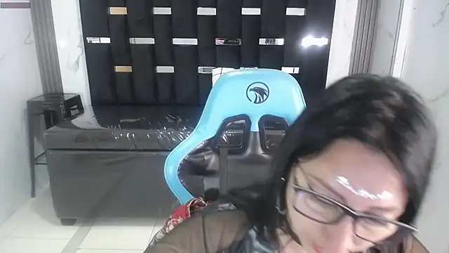 Snapshot of valeria_a1 chatting on October 2025 03:14:02 PM valeria a1 online show from October 2025 03:14:02 PM