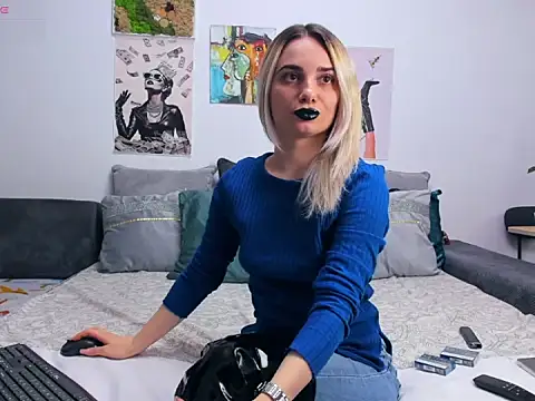 FindomGoddess1 online show from September 2025 07:05:01 PM