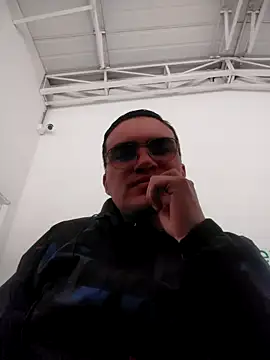 Andy-rtg online show from November 2025 03:58:02 PM