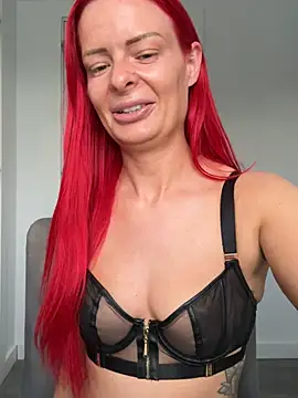 FariBanxOfficial online show from June 2026 06:13:01 PM