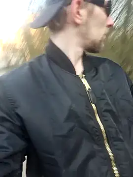 Snapshot of ThePython666 chatting on March 2025 04:54:02 PM ThePython666 online show from March 2025 04:54:02 PM