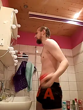 Snapshot of ThePython666 chatting on September 2025 10:07:01 AM ThePython666 online show from September 2025 10:07:01 AM