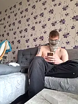 Snapshot of ThePython666 chatting on October 2025 09:31:01 AM ThePython666 online show from October 2025 09:31:01 AM