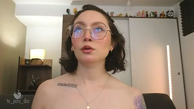 Snapshot of Te_para_2 chatting on September 2025 04:18:02 PM Te para 2 online show from September 2025 04:18:02 PM