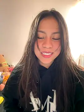 Snapshot of -Selene- chatting on November 2025 08:20:01 PM -Selene- online show from November 2025 08:20:01 PM