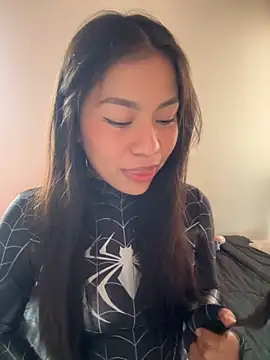 Snapshot of -Selene- chatting on November 2025 09:25:02 PM -Selene- online show from November 2025 09:25:02 PM