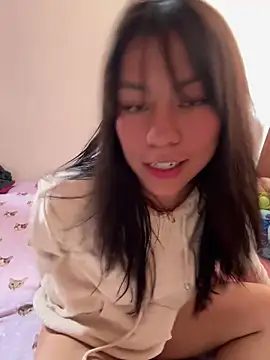 -Selene- online show from April 2026 06:09:02 PM