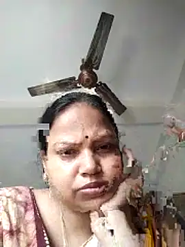 Snapshot of Arohi35 chatting on February 2026 04:02:01 AM Arohi35 online show from February 2026 04:02:01 AM