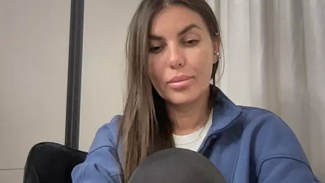 Snapshot of AngelinaMeov chatting on September 2025 07:50:02 PM AngelinaMeov online show from September 2025 07:50:02 PM