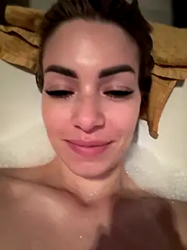 Snapshot of SweetDarling7 chatting on October 2025 09:54:01 AM SweetDarling7 online show from October 2025 09:54:01 AM