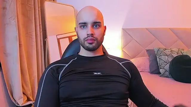 Snapshot of Chris_Alzate chatting on September 2025 12:21:02 AM Chris Alzate online show from September 2025 12:21:02 AM