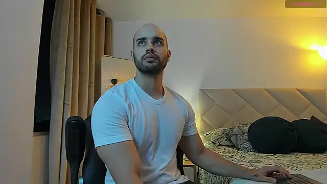 Snapshot of Chris_Alzate chatting on September 2025 01:00:01 AM Chris Alzate online show from September 2025 01:00:01 AM