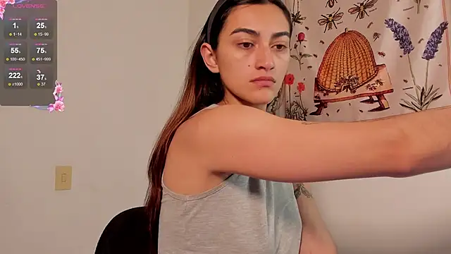 Gabee7  online show from September 2025 03:47:01 PM