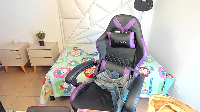 Tania Duque online show from March 2026 02:36:02 PM