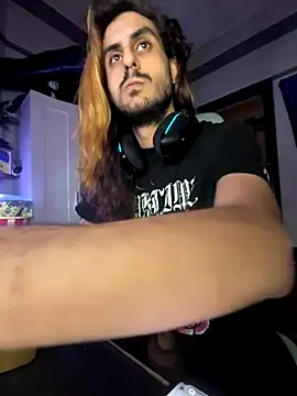 twink69Finger online show from September 2025 03:37:01 PM