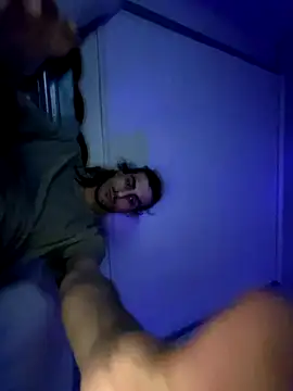 twink69Finger online show from October 2025 12:46:01 PM