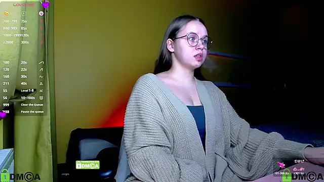 Lilysweet13 online show from October 2025 01:28:01 PM