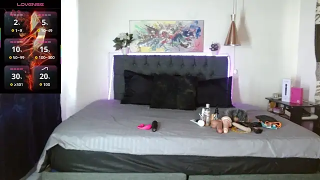 mia velvet1 online show from October 2025 02:28:01 PM