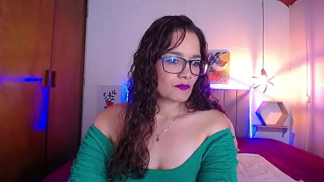 Rose Thompson1 online show from March 2025 03:06:01 PM