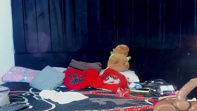 megan stathann online show from October 2025 09:45:01 PM