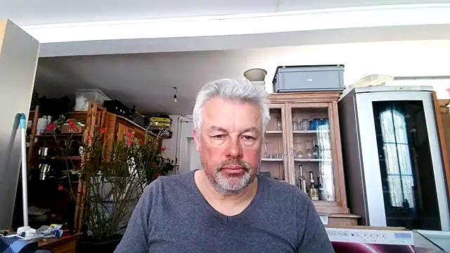 Snapshot of Berg_Boy chatting on March 2025 11:23:01 AM Berg Boy online show from March 2025 11:23:01 AM