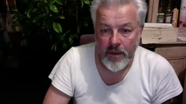 Snapshot of Berg_Boy chatting on November 2025 01:04:02 AM Berg Boy online show from November 2025 01:04:02 AM