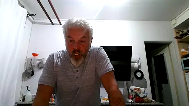 Snapshot of Berg_Boy chatting on June 2026 03:30:02 AM Berg Boy online show from June 2026 03:30:02 AM