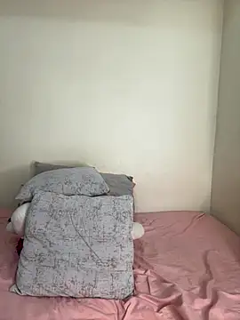 Ivelleee  online show from November 2025 09:35:02 PM