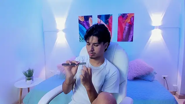 MathewAdams online show from September 2025 06:30:02 PM