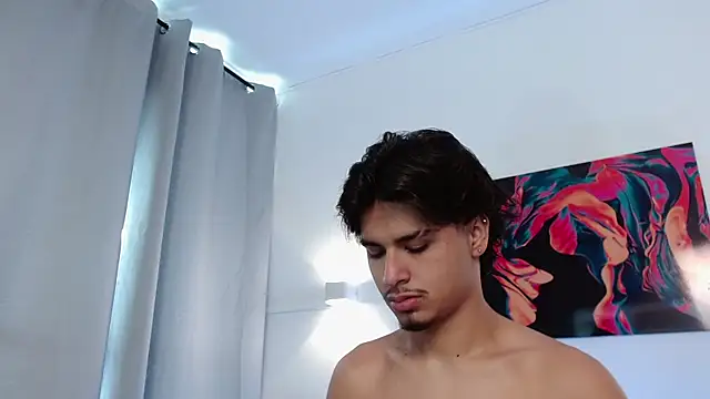 MathewAdams online show from October 2025 06:27:01 PM