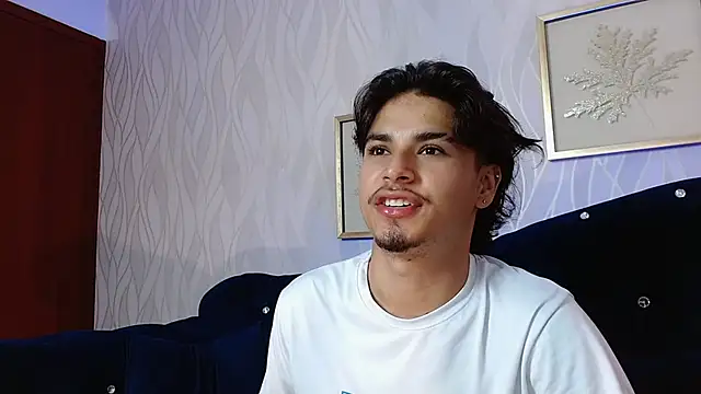 MathewAdams online show from October 2025 06:18:02 PM