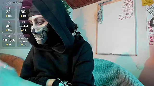 Snapshot of cos_operator chatting on October 2025 08:00:02 PM cos operator online show from October 2025 08:00:02 PM