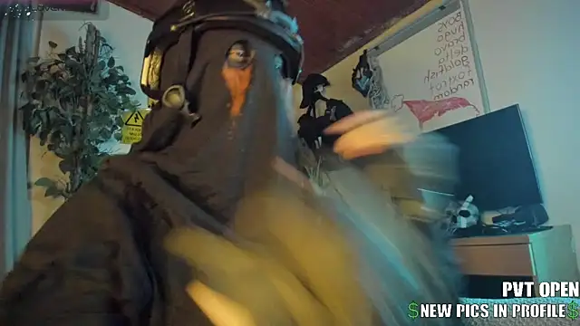 Snapshot of cos_operator chatting on January 2026 08:44:02 PM cos operator online show from January 2026 08:44:02 PM