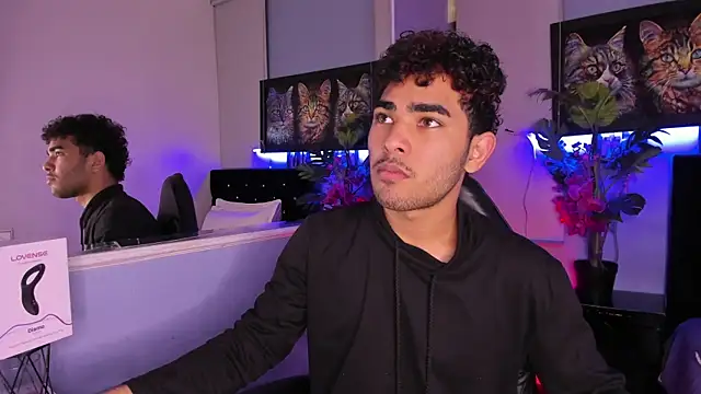 LucasCarterr  online show from November 2025 04:36:01 AM