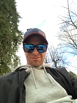 svenpfeifer online show from March 2025 12:15:02 PM