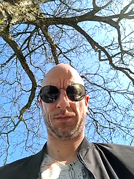 svenpfeifer online show from March 2026 10:08:02 AM