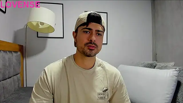 Dante Storm online show from October 2025 06:44:02 AM