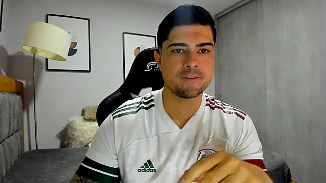 Dante Storm online show from November 2025 08:58:02 AM