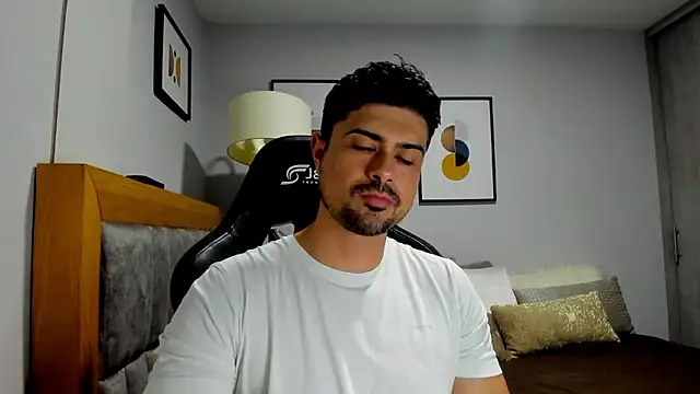 Dante Storm online show from January 2026 12:25:02 AM