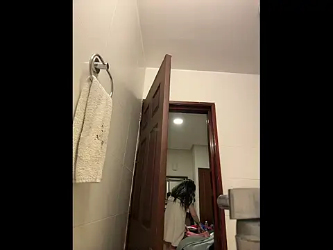 LoganPeny online show from January 2026 10:56:01 PM