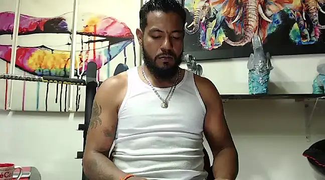 Snapshot of BladeFoxxx1 chatting on March 2025 09:02:02 AM BladeFoxxx1 online show from March 2025 09:02:02 AM