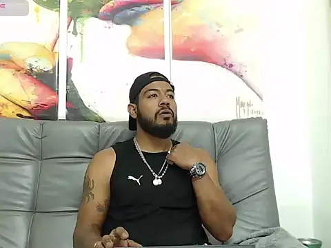 Snapshot of BladeFoxxx1 chatting on October 2025 05:31:02 AM BladeFoxxx1 online show from October 2025 05:31:02 AM