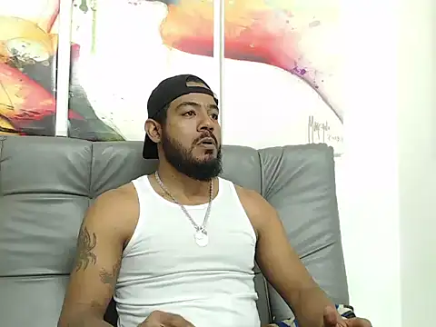 Snapshot of BladeFoxxx1 chatting on November 2025 04:23:02 AM BladeFoxxx1 online show from November 2025 04:23:02 AM